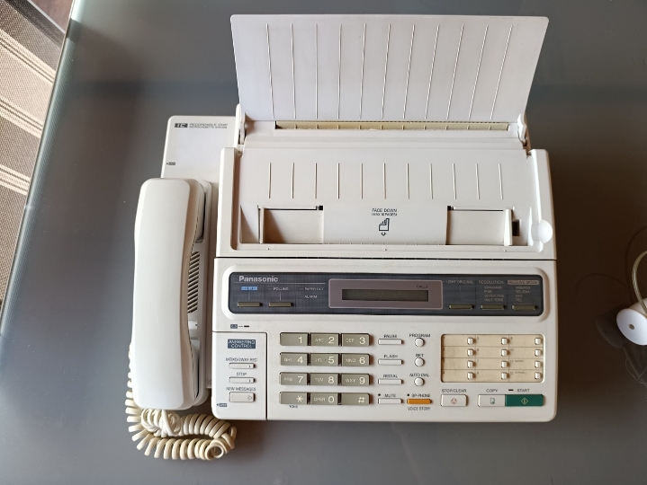 Panasonic KX-F2130BX Fax + sekretarica - vrlo dobro stanje + kazeta