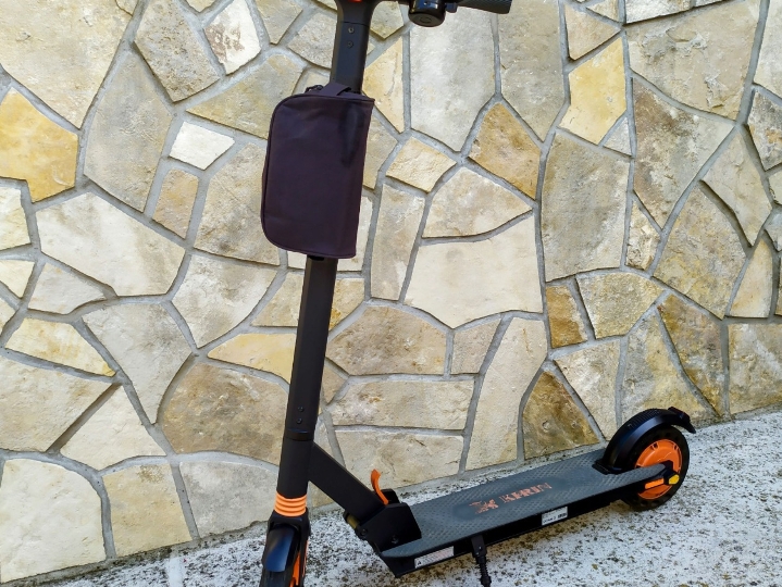 Kugoo Kirin S1, 100€ fixno - nove pune gume + punjač, bez zamjena