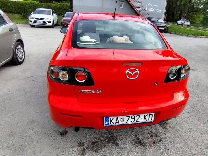 Mazda 3