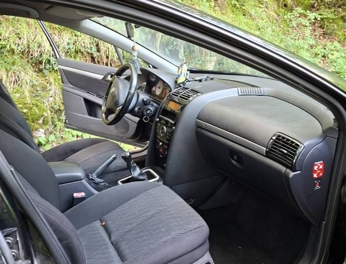Peugeot 407 1.6 HDi
