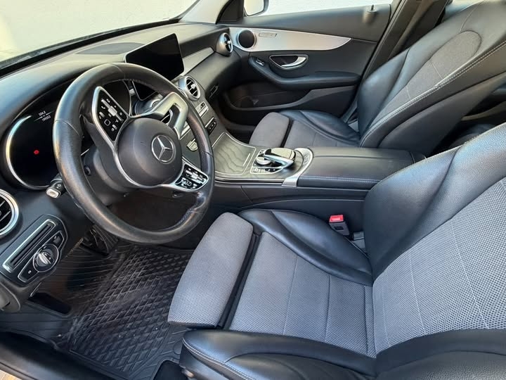 Mercedes-Benz C220D