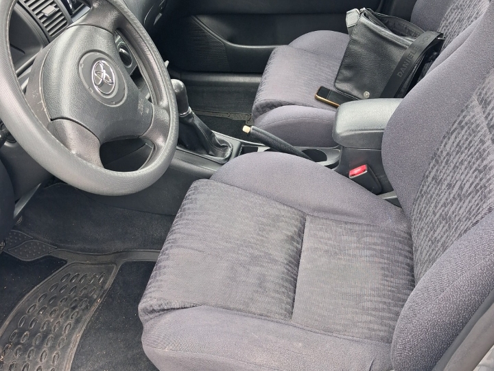 Toyota Corolla 1.6 VVT Terra A/C