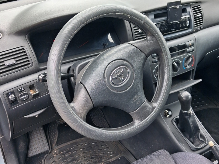 Toyota Corolla 1.6 VVT Terra A/C