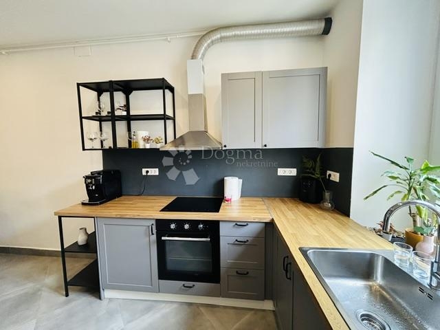 Renoviran gospodski stan od 107m2