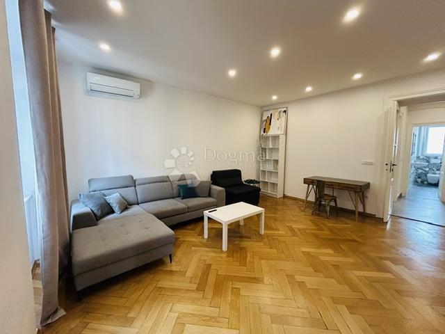Renoviran gospodski stan od 107m2
