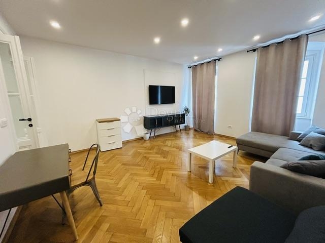 Renoviran gospodski stan od 107m2