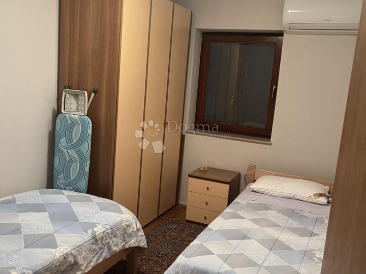 Malinska, apartman na sjajnoj lokaciji