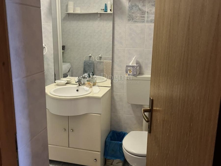 Malinska, apartman na sjajnoj lokaciji
