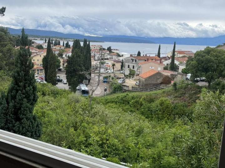 Malinska, apartman na sjajnoj lokaciji