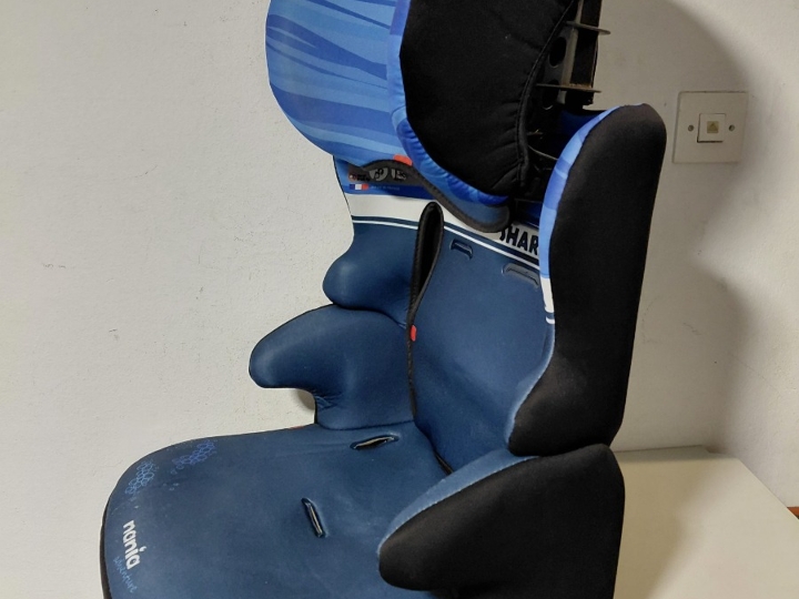 Autosjedalica za djecu težine od 15 do 35 kg