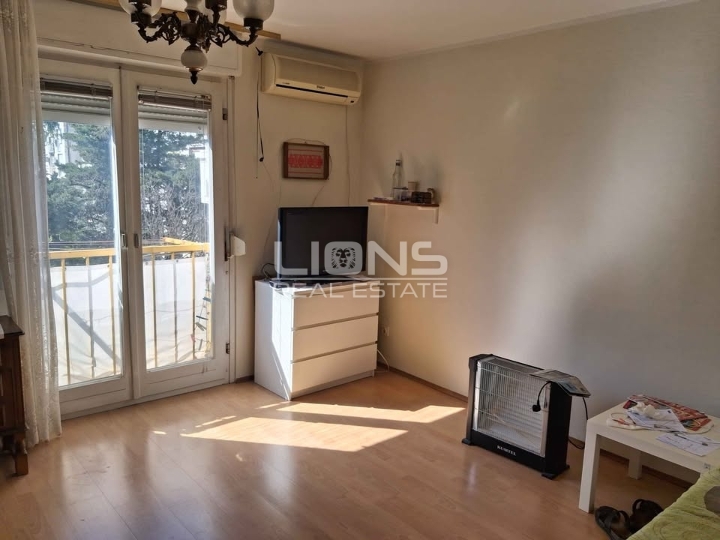 Srdoči, Rijeka, garsonijera, 24 m2