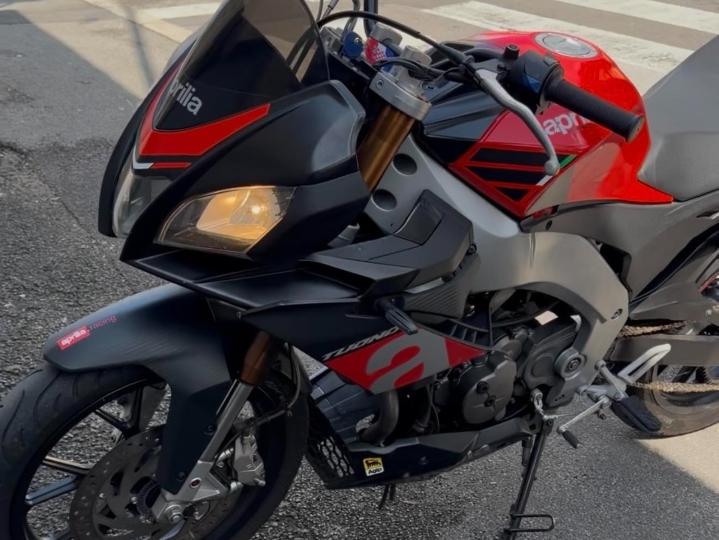 Aprilia Tuono 125 cm3