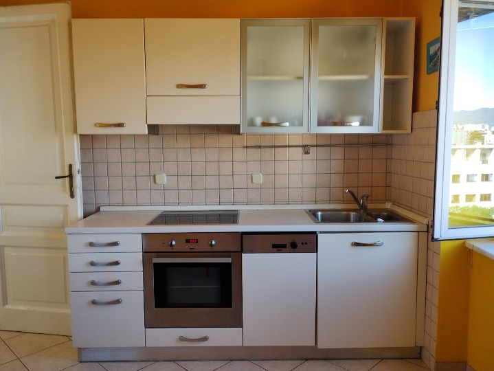 Rijeka, Brajda – 68 m², 2 sobe, pogled na more, blizina fakulteta