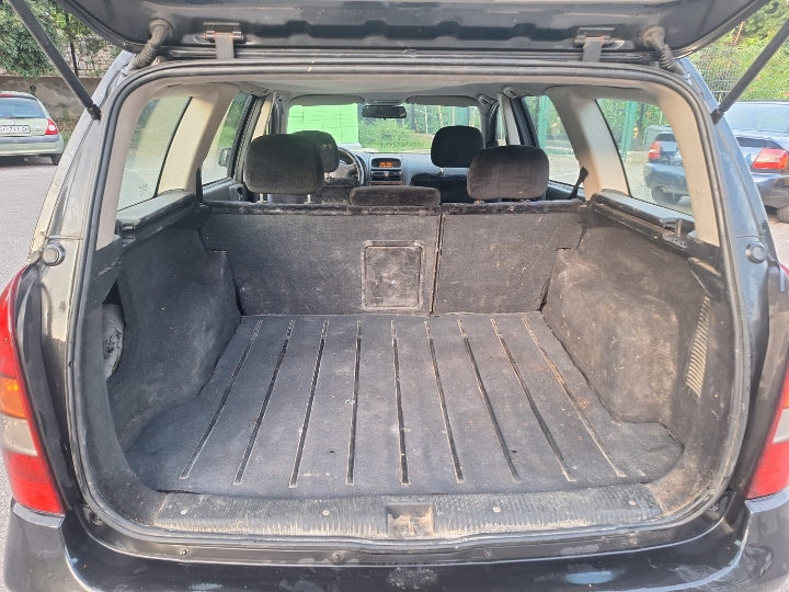 Opel astra karavan 2.0 DTi – 700 €