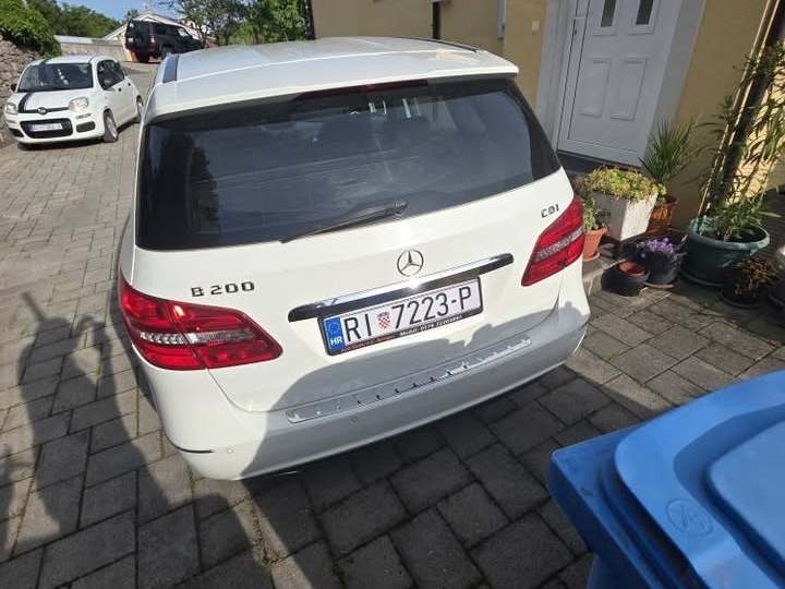 Mercedes B-200CDI