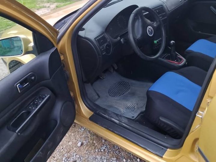 VW Golf 4