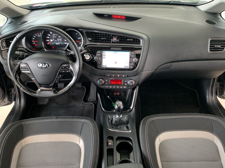Kia Sportwagon 1.6, 94kW crdi, Panorama - 6 brzina
