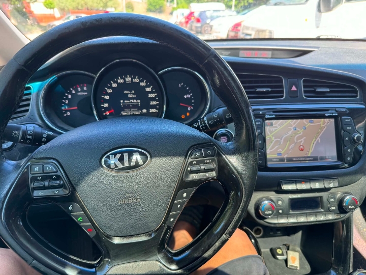 Kia Sportwagon 1.6, 94kW crdi, Panorama - 6 brzina