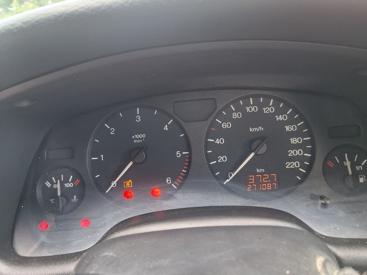 Opel Astra karavan 2.0 DTI – 700 €