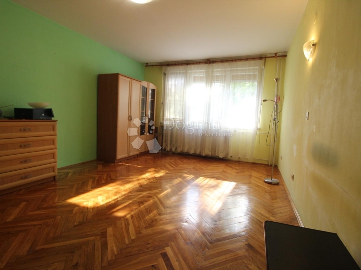 Srdoči stan 68 m2, 3S klas. s lođom
