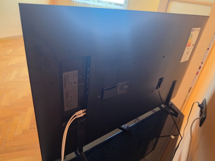 QLED 4K Smart TV Samsung odlično stanje