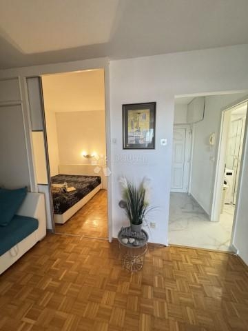 Donja Vežica 36.80 m2, 1skl adaptiran balkon
