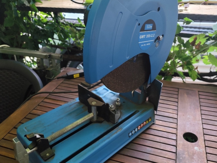 Električnu pilu za željezo Güde i kompresor Kraftronic 50l