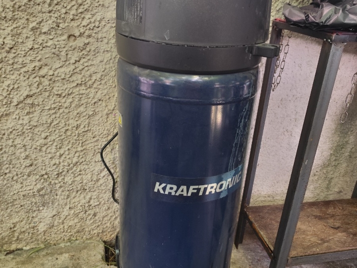 Električnu pilu za željezo Güde i kompresor Kraftronic 50l