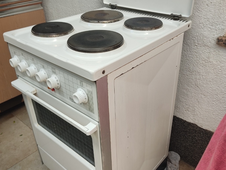 El. štednjak Gorenje