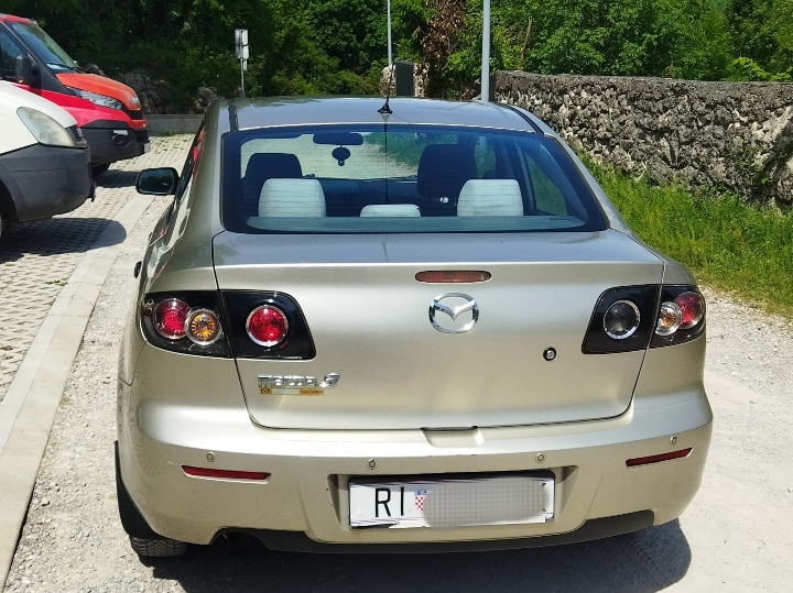Mazda 3, CD110