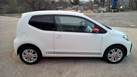 Volkswagen beats up! TSI