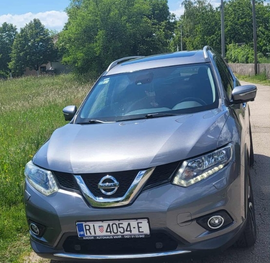 Nissan x trail