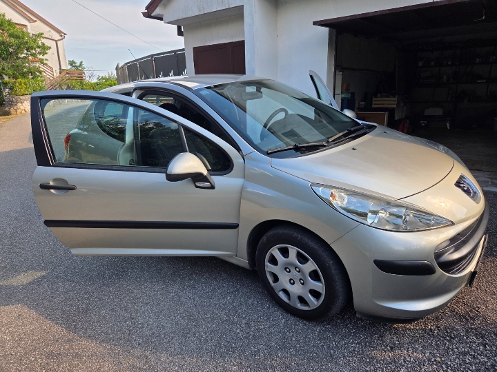 Peugeot 207 1.4 16V