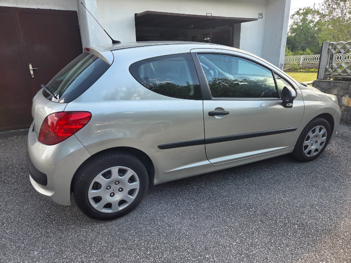 Peugeot 207 1.4 16V