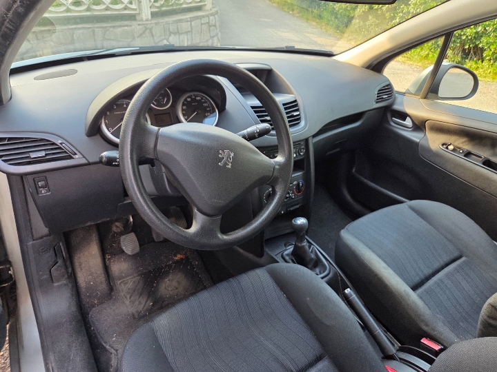 Peugeot 207 1.4 16V