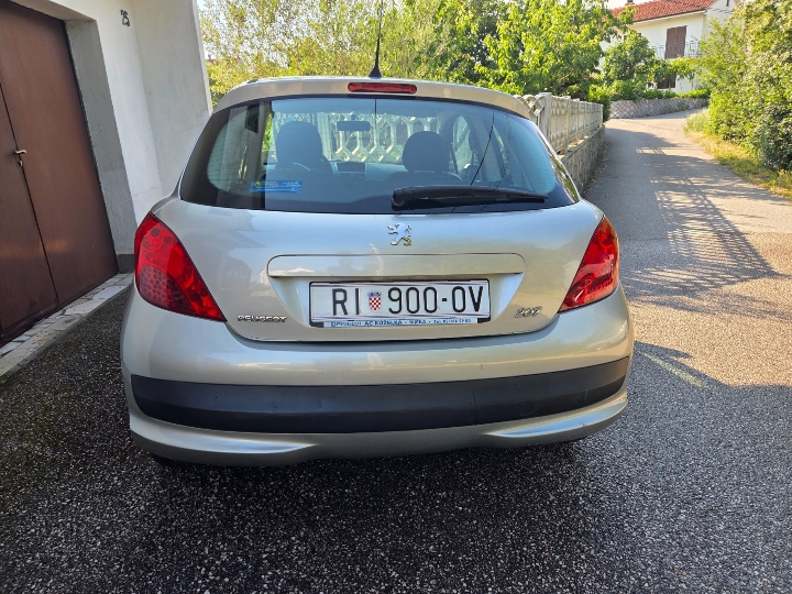 Peugeot 207, 1.4, 16V