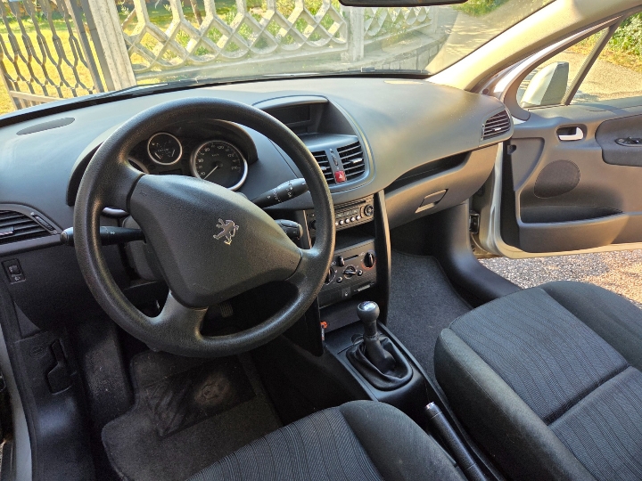Peugeot 207, 1.4, 16V