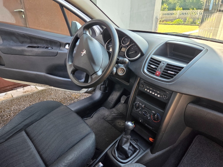 Peugeot 207, 1.4, 16V