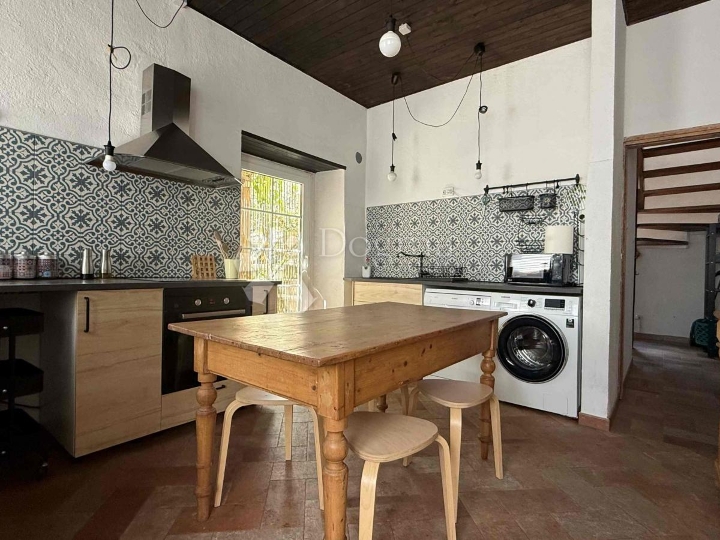 Ekskluzivno u Dogmi, renovirana kamena kuća u centru