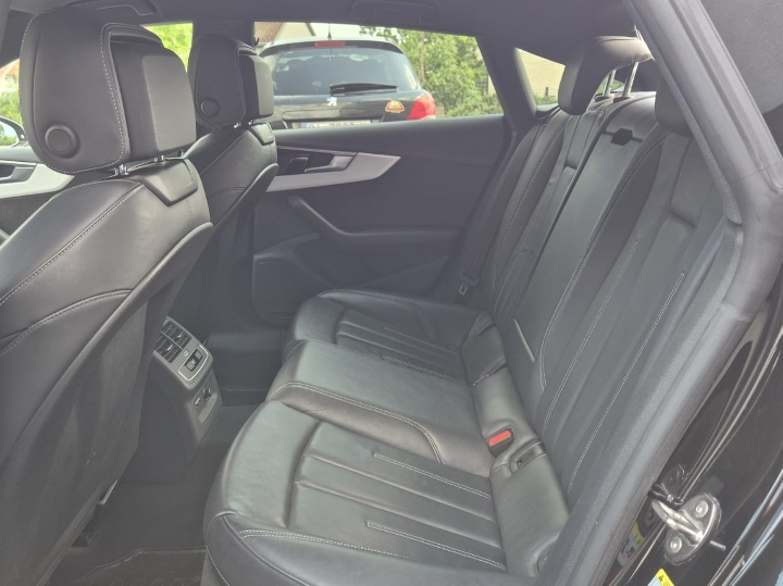 Audi A5 Sportback 40 TFSI (2 x S Line)