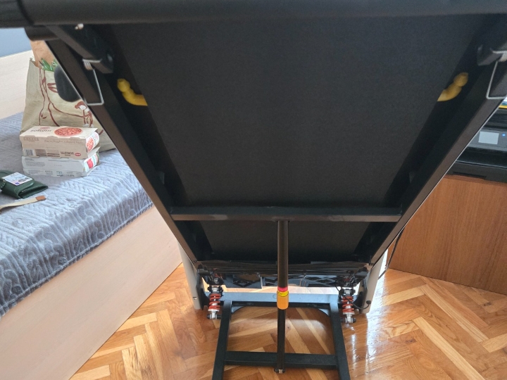 Traka za trčanje Miweba Sports HT 1000