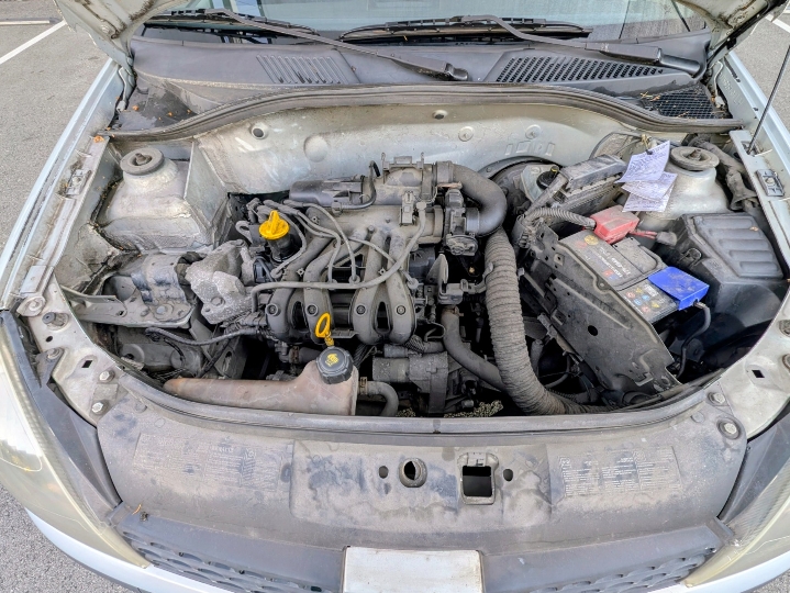 Renault Clio 2, 2003. god., 1.2 8V