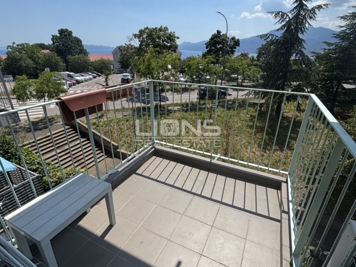 Srdoči, Rijeka, 1S+DB, 49 m2 - Pogled na more!