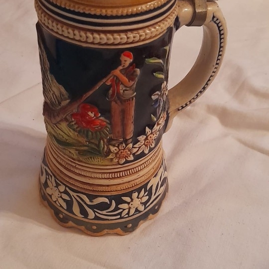 Vintage njemačka muzička krigla za pivo s Reuge mehanizmom