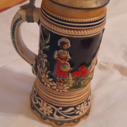 Vintage njemačka muzička krigla za pivo s Reuge mehanizmom