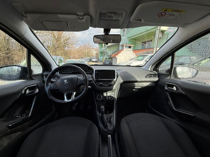 Peugeot 208 1.2 s plinom Lpg, 2017. god.