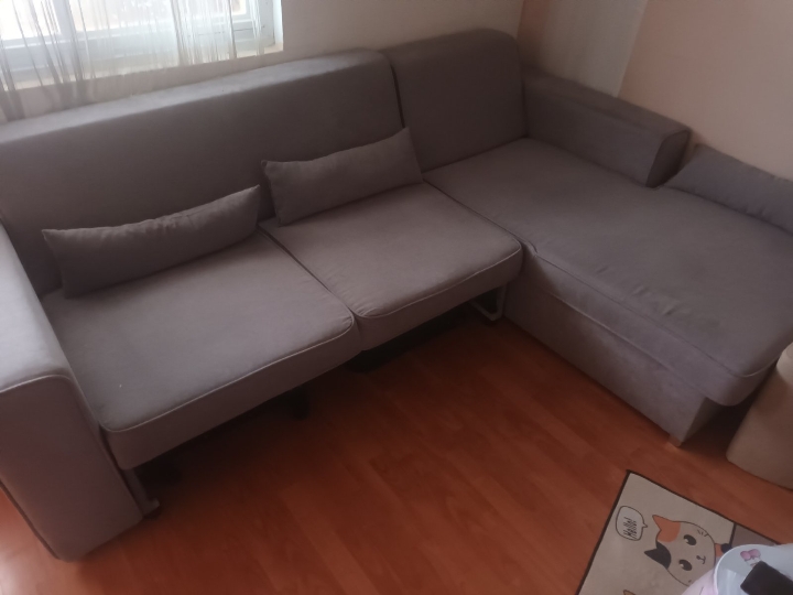Kutna garnitura i komoda