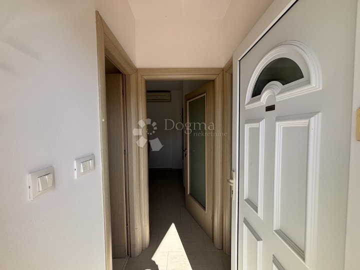 Stan u prizemlju Marčelji, 34m²