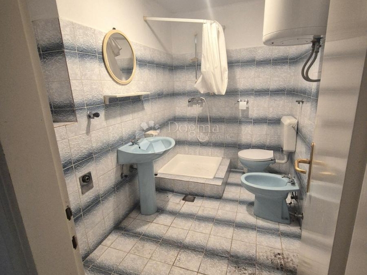 Kamena istarska kuća za adaptaciju