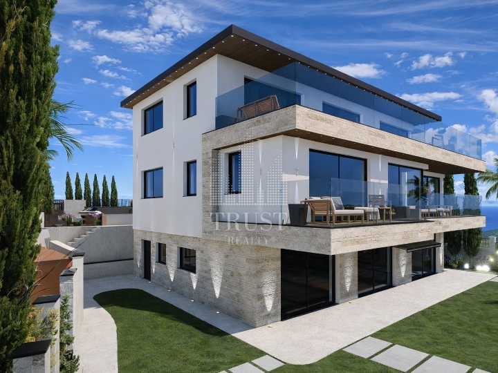 Opatija – Luksuzni penthouse s panoramskim pogledom na more